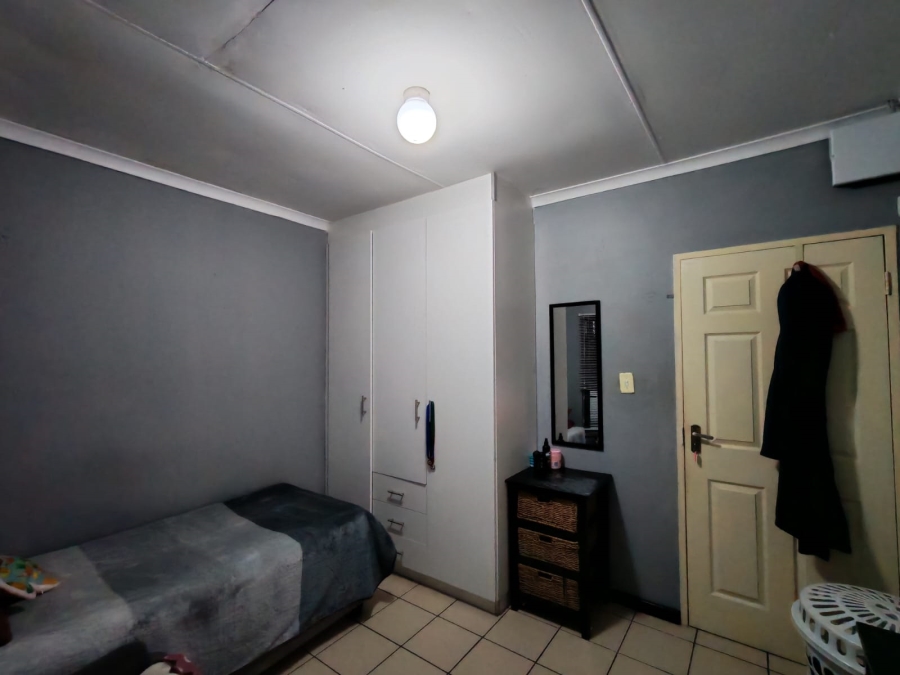 4 Bedroom Property for Sale in Delft Western Cape